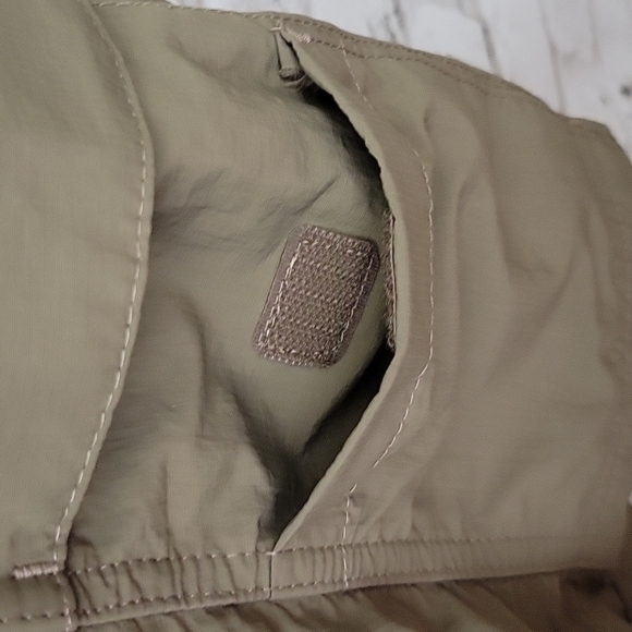 Red Head Brand Co, Men's shorts, Dark Khaki, Sz 38. - Picture 8 of 11